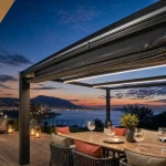 Pergola retractable ouverte : ombre pluie et clair de vue terrasse